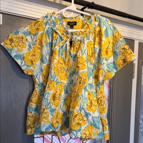Gigio Tops - G.O.Q Floral Ruffle-Neck Peplum Blouse in Yellow & Light Blue